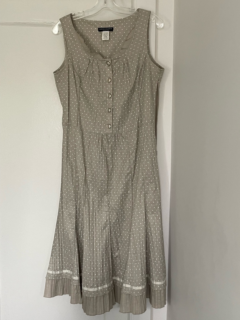 Vintage Taupe Polka Dot Sleeveless Midi Dress with Fluted Skirt